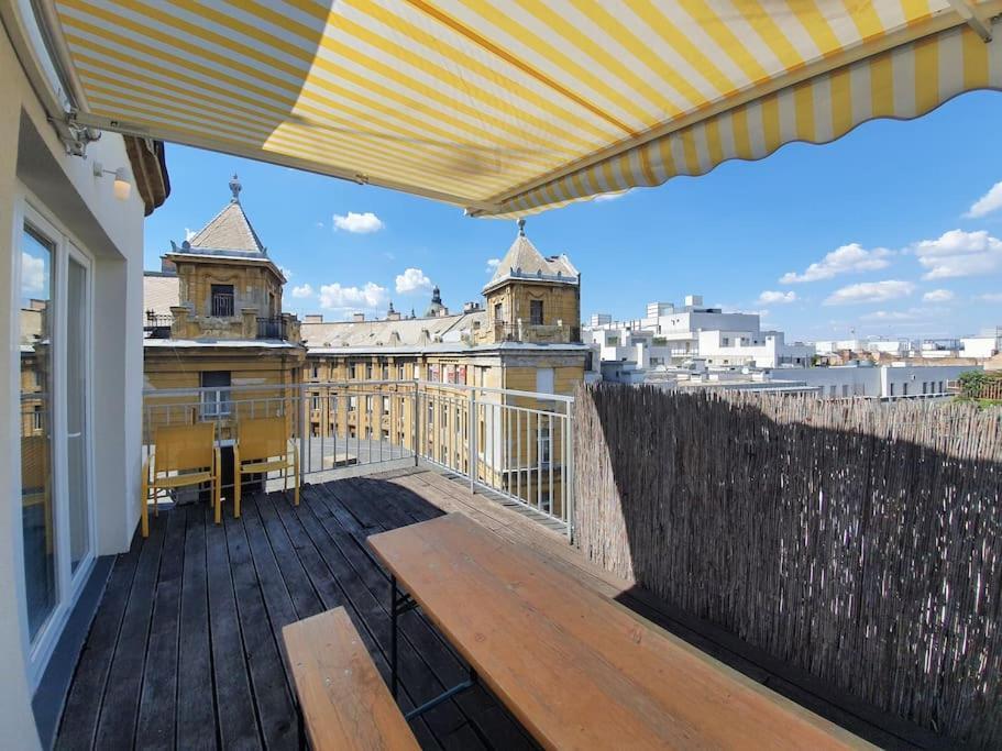 בודפשט Beauty On The Rooftop With Ac And Rooftop Terrace מראה חיצוני תמונה